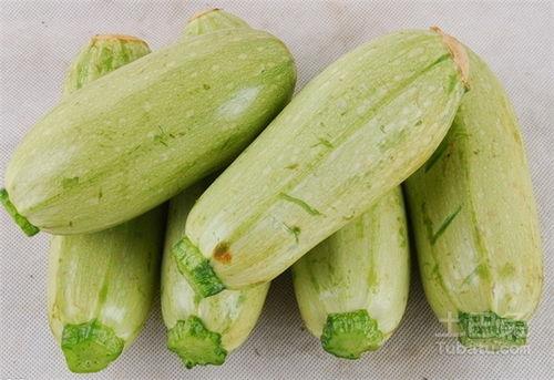 吃瓜图片大全最新,揭秘最新吃瓜图片大全背后的趣味与真相